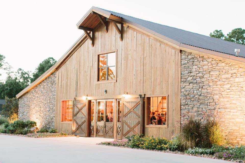 Big Sky Barn by Walters Wedding Estates